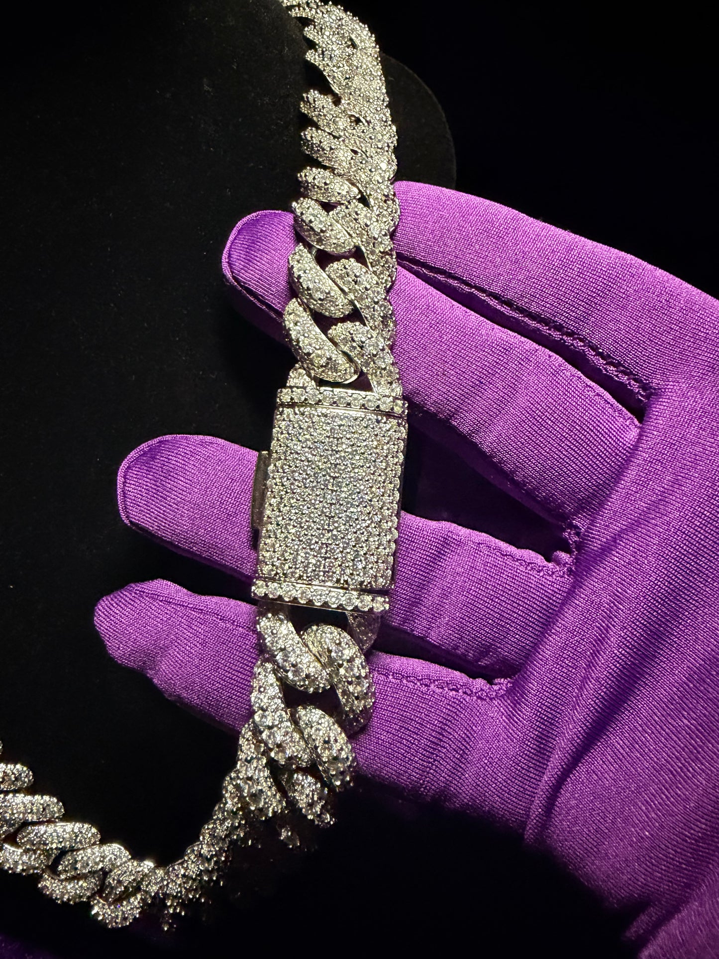 Silver Raised set Cuban link 18mm