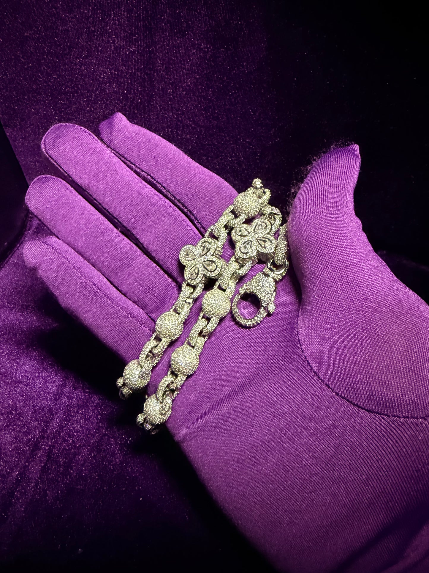 Silver Ball clover Link necklace