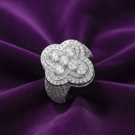 Iced Out Pointer Middle Set Ring